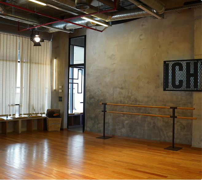 Studio ICHTAH 16